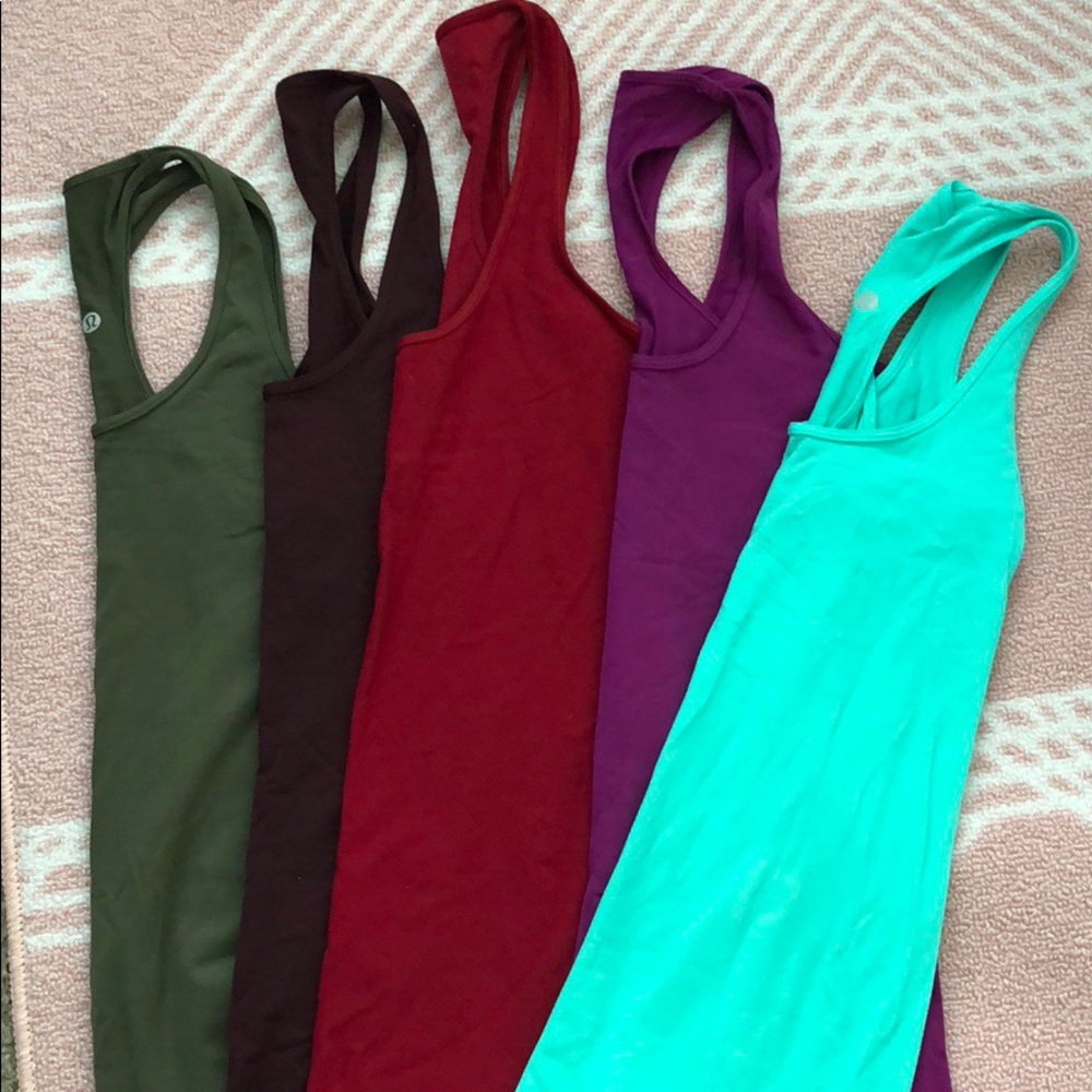 Lululemon size 6 racerback RED color